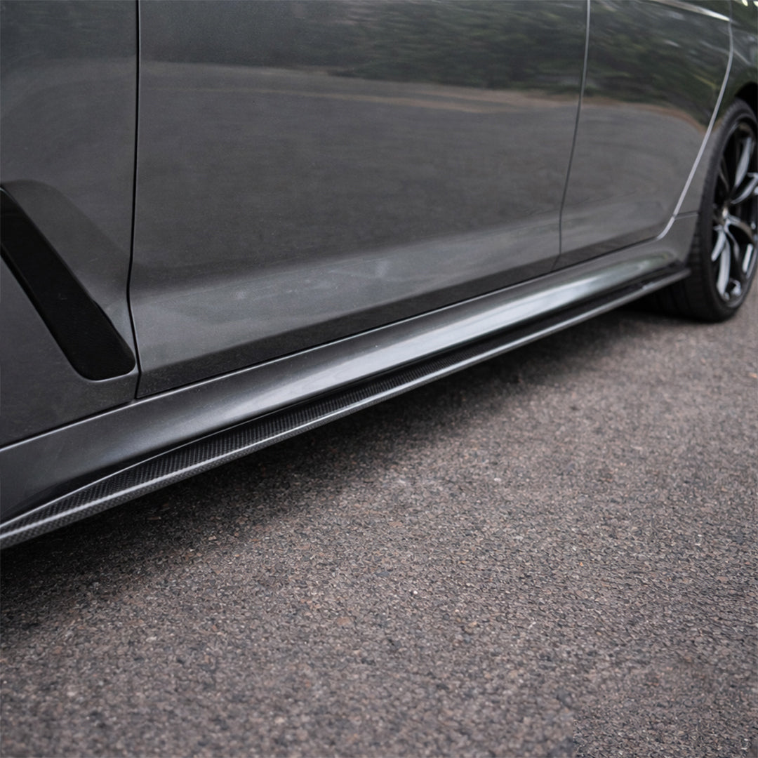 Carbon Fiber Side Skirt – BMW 5 Series G30 (2017–2023)